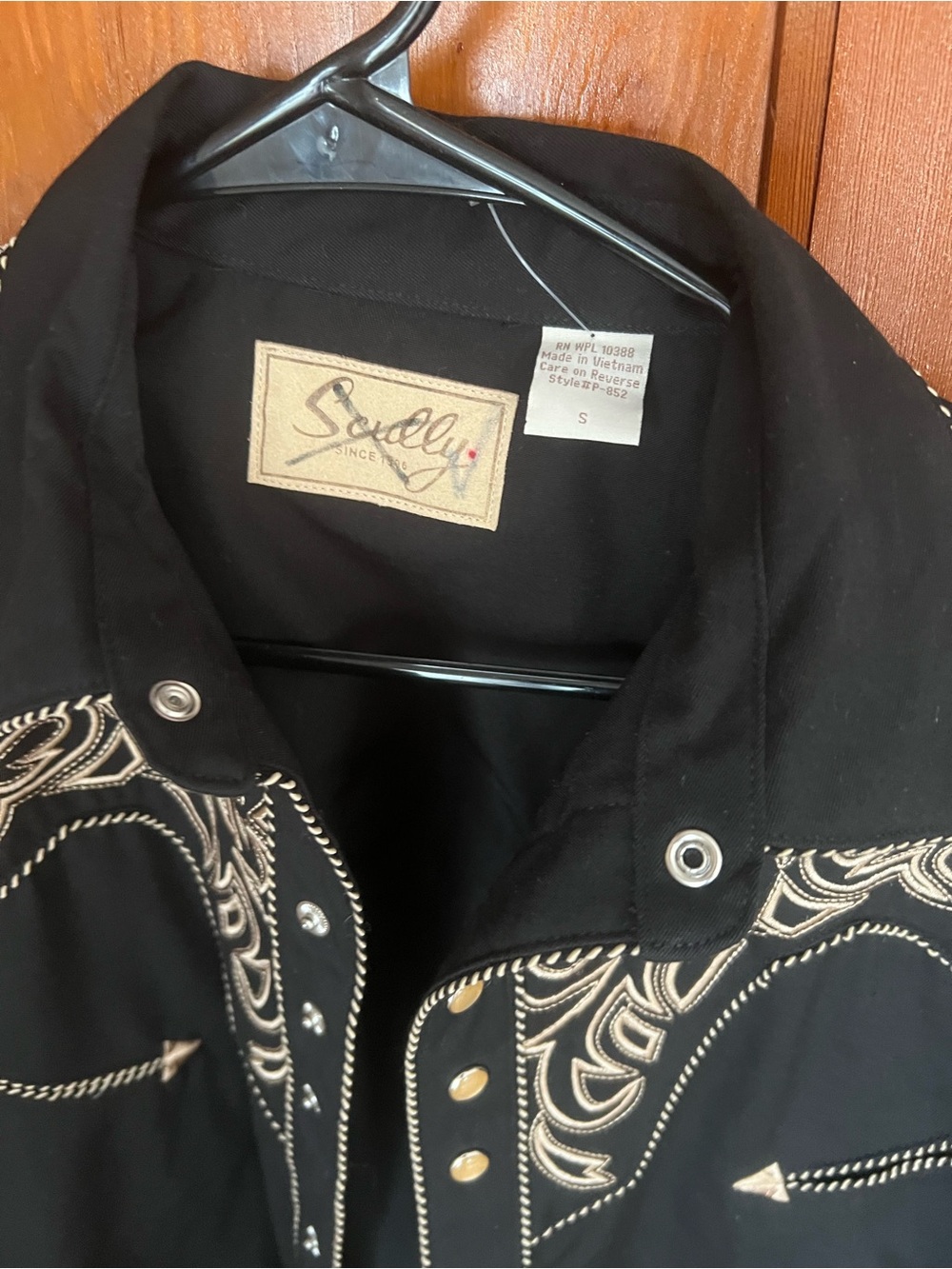 Scully Black Western Snap Shirt with Cream Embroidery - Picture 3 of 10